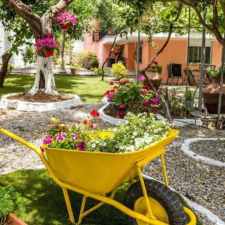 Ianos Apart Otel Potos