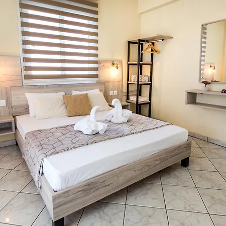 Apart Otel Ianos Potos