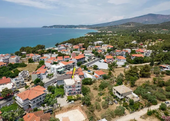 Ianos Aparthotel 3*