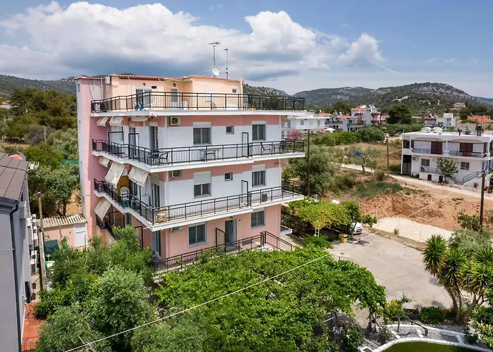 Ianos Aparthotel Potos